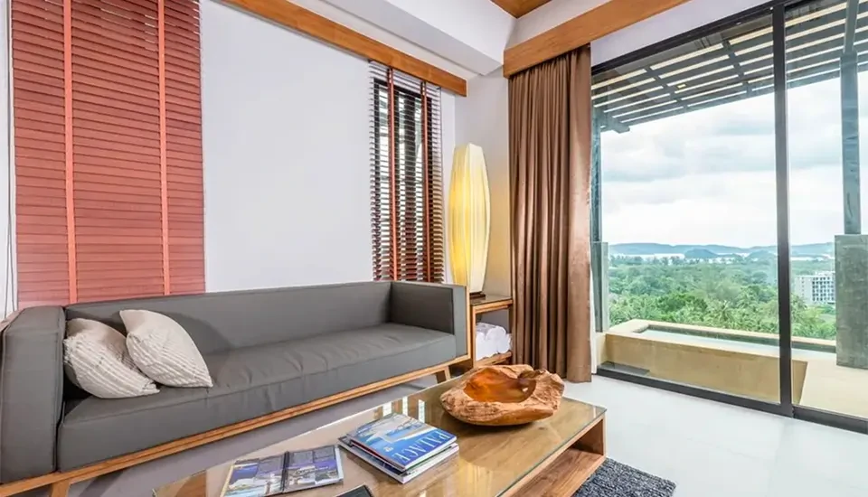 هتل آنداکری پول ویلا